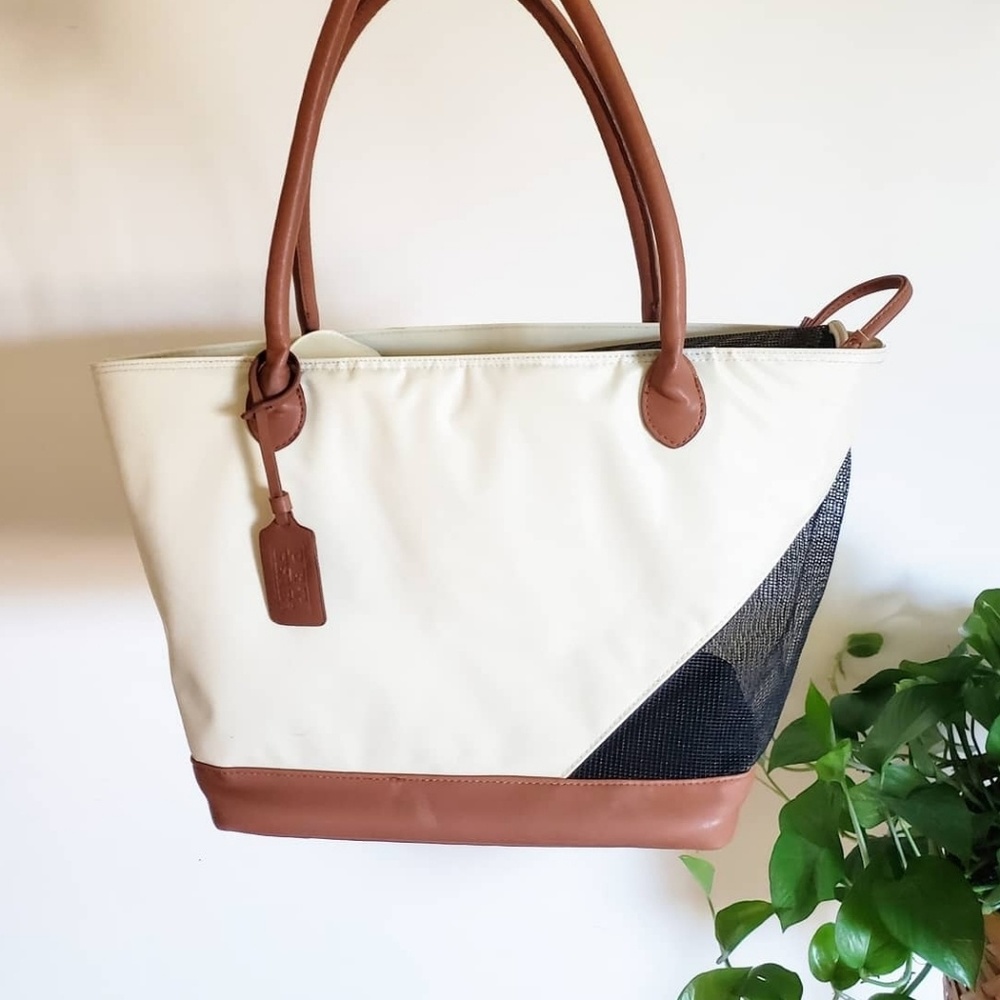 🚫SOLD🚫 Pet Carrying Tote